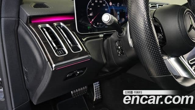 Mercedes-Benz S-Class 2021 — Photo 19/37
