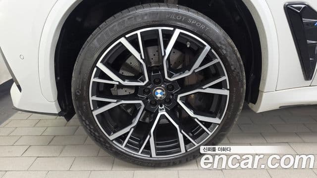 BMW X5M 2021 — Photo 17/33