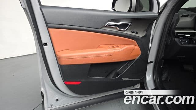 Kia Sportage 2025 — Şəkil 27/31