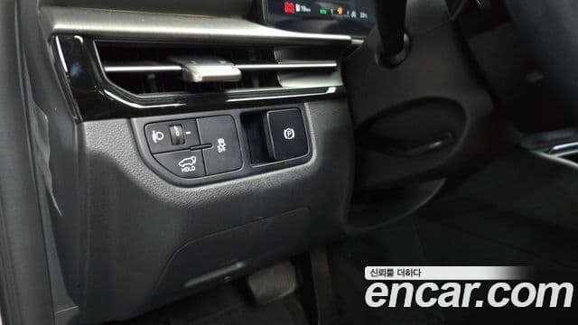 Kia Sportage 2025 — Şəkil 10/31