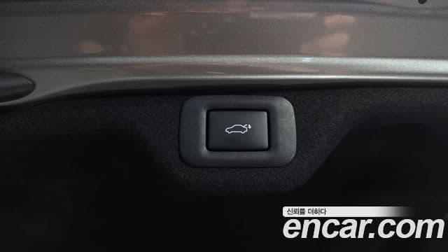 Lexus ES300h 2025 — ფოტო 4/33