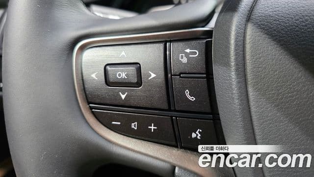 Lexus ES300h 2025 — ფოტო 14/33
