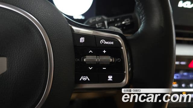 Kia Carnival 2022 — Фото 16/20