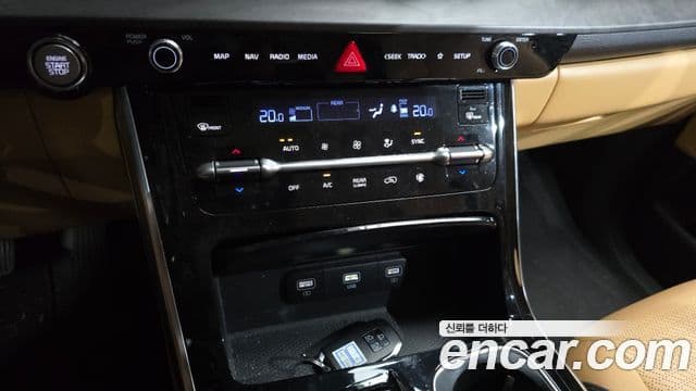 Kia Carnival 2022 — Şəkil 2/32