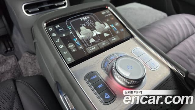 Genesis G90 2025 — Photo 10/34