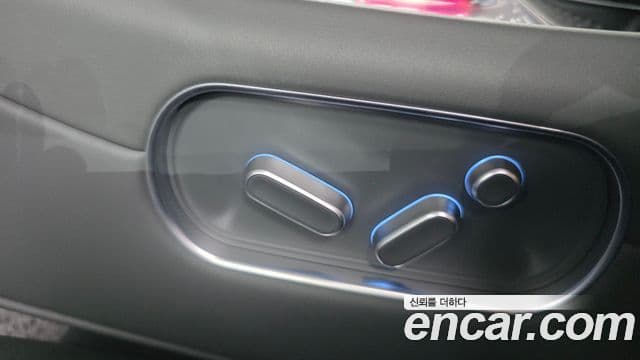 Genesis G90 2025 — Photo 34/34