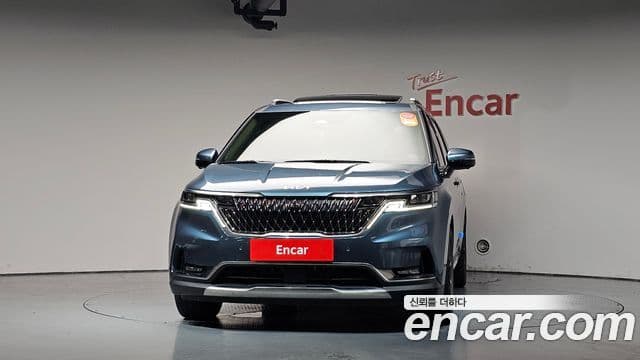 Kia Carnival 2022 — Фото 3/20