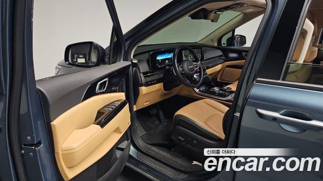 Kia Carnival 2022 — Фото 10/20