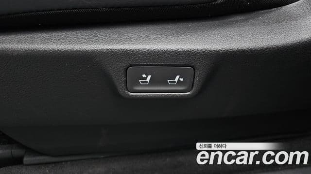 Kia Carnival 2022 — Photo 6/36
