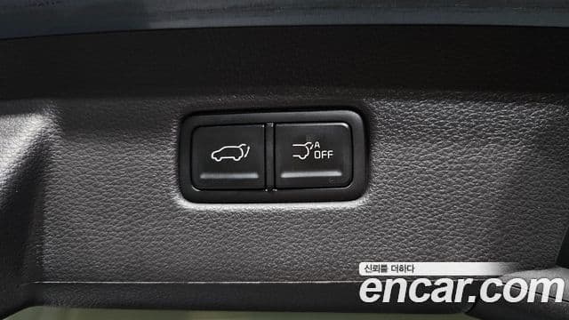 Kia Carnival 2022 — Photo 11/36