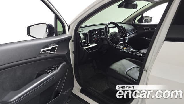 Kia Sportage 2021 — ფოტო 17/32