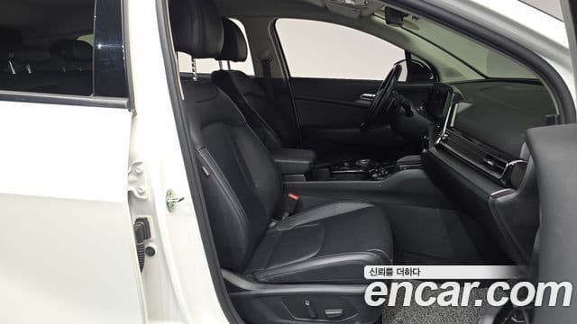 Kia Sportage 2021 — ფოტო 19/32
