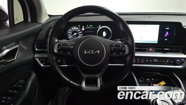 Kia Sportage 2021 — ფოტო 4/32
