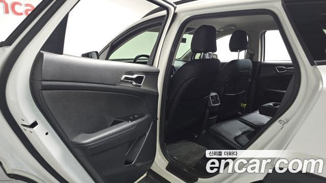 Kia Sportage 2021 — ფოტო 29/32