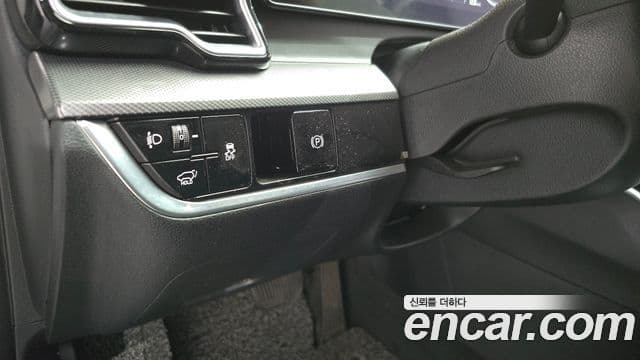 Kia Sportage 2021 — ფოტო 25/32