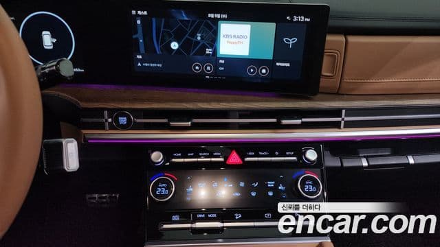 Hyundai Santa Fe 2024 — Photo 21/32