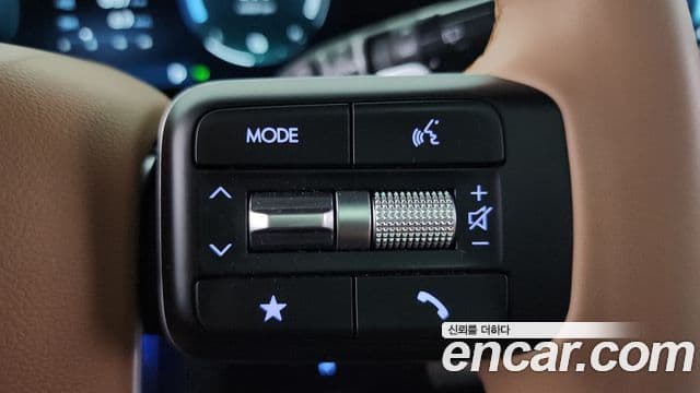 Hyundai Santa Fe 2024 — Photo 30/32