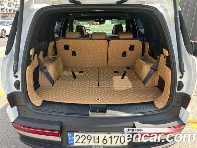 Hyundai Santa Fe 2024 — Photo 9/32