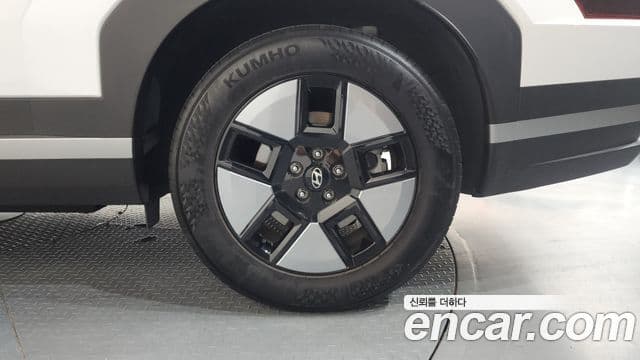Hyundai Santa Fe 2024 — Photo 13/32