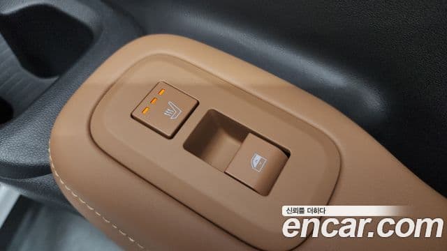 Hyundai Santa Fe 2024 — Photo 6/32