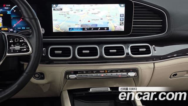 Mercedes-Benz GLE-Class 2022 — Şəkil 6/20