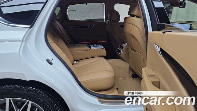 Genesis G80 2025 — Photo 2/31