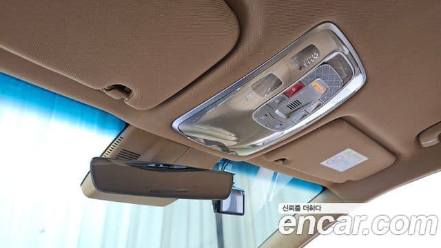 Genesis G80 2025 — Photo 30/31