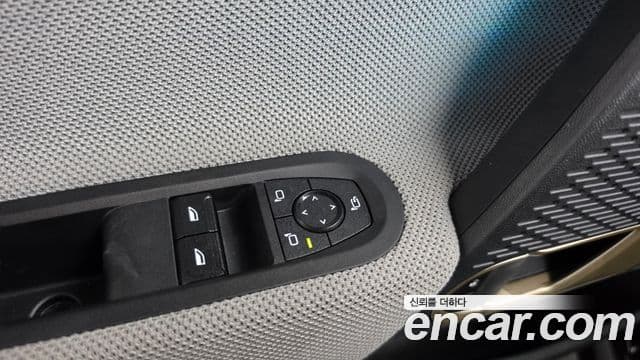 Mini Cooper Electric 2024 — ფოტო 14/31
