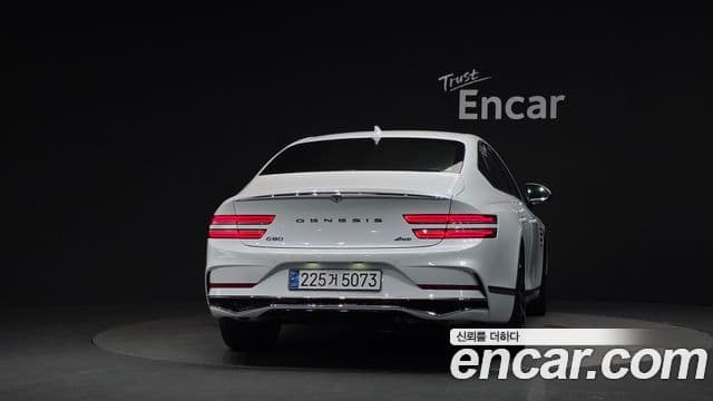 Genesis G80 2025 — Photo 36/39