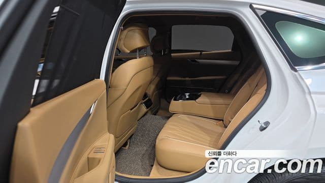 Genesis G80 2025 — Photo 12/39