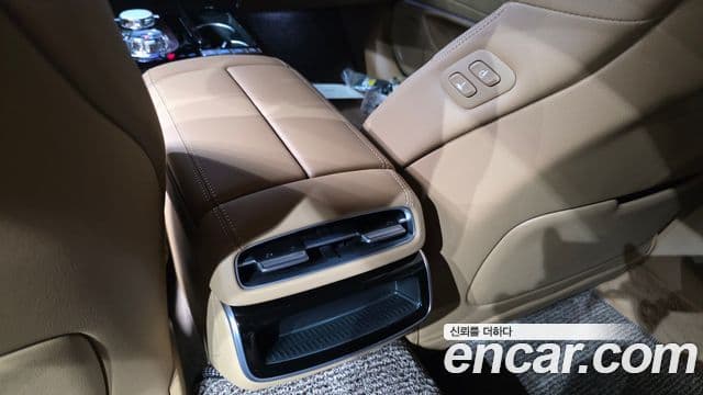 Genesis G80 2025 — Photo 21/39