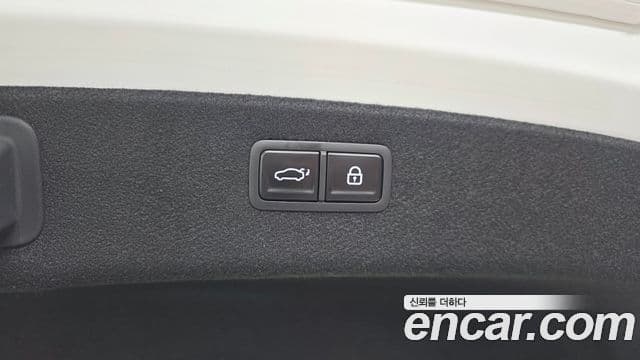 Genesis G80 2025 — Photo 29/39