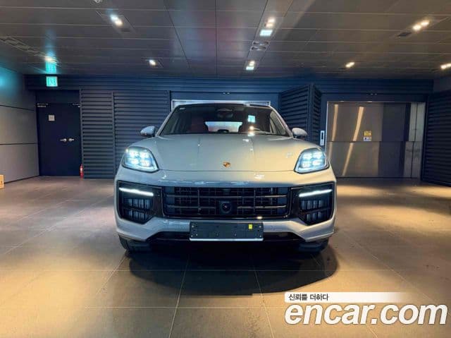 Porsche Cayenne 2026 — Photo 5/7