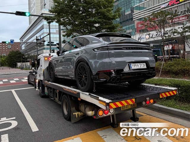 Porsche Cayenne 2026 — Photo 3/7