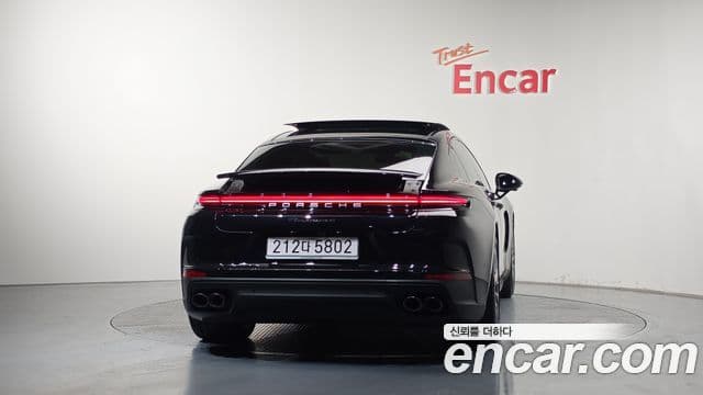 Porsche Panamera 2025 — Şəkil 24/40