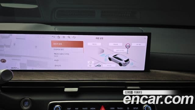 Genesis GV80 2024 — ფოტო 32/34
