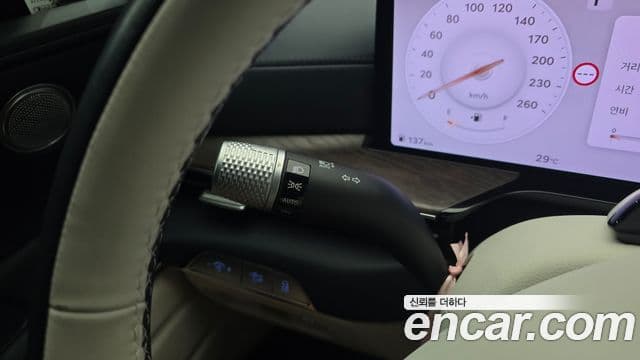 Genesis GV80 2024 — ფოტო 16/34