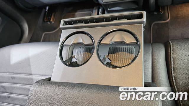Mercedes-Benz GLC-Class 2023 — Şəkil 18/31