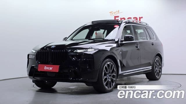BMW X7 2025 — Photo 12/34