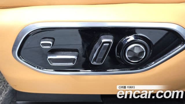 Jeep Grand Cherokee 2022 — Şəkil 22/35