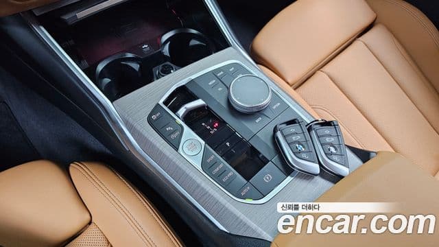 BMW 3 Series 2025 — Photo 10/37