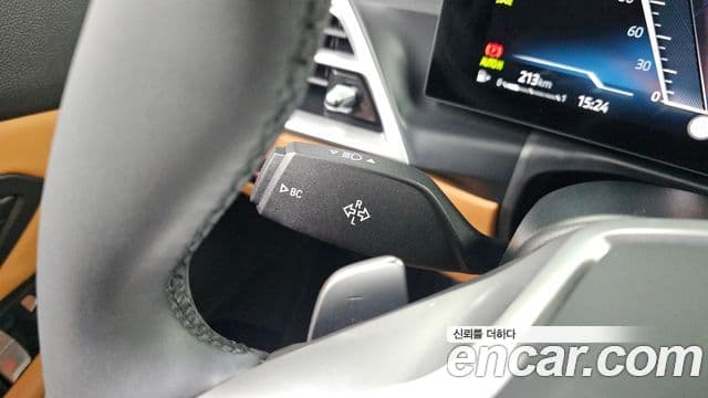 BMW 3 Series 2025 — Photo 2/37