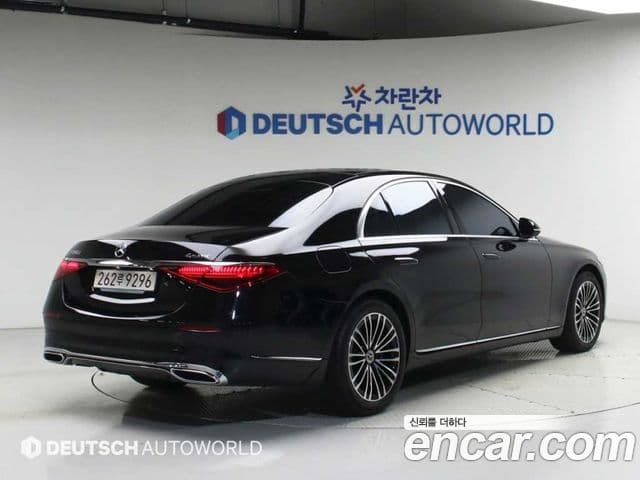 Mercedes-Benz S-Class 2025 — Photo 15/20