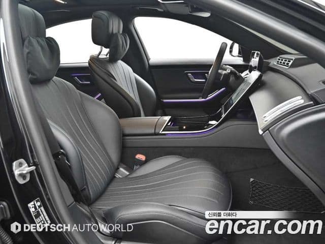 Mercedes-Benz S-Class 2025 — Photo 6/20