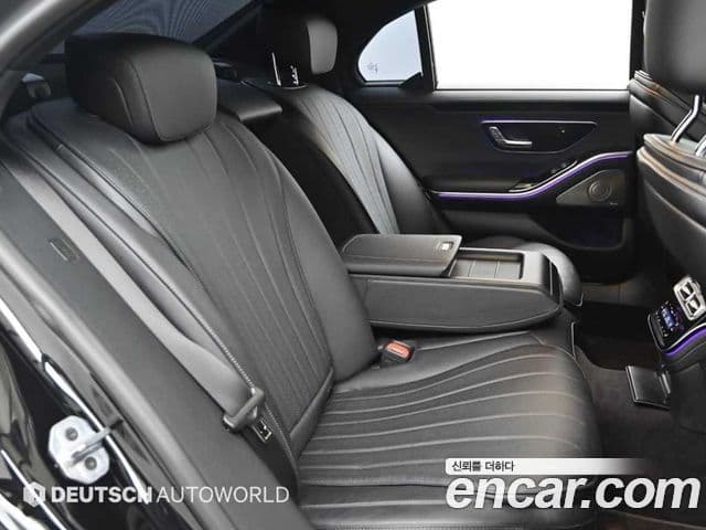Mercedes-Benz S-Class 2025 — Photo 19/20