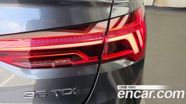 Audi Q3 2022 — Photo 5/32