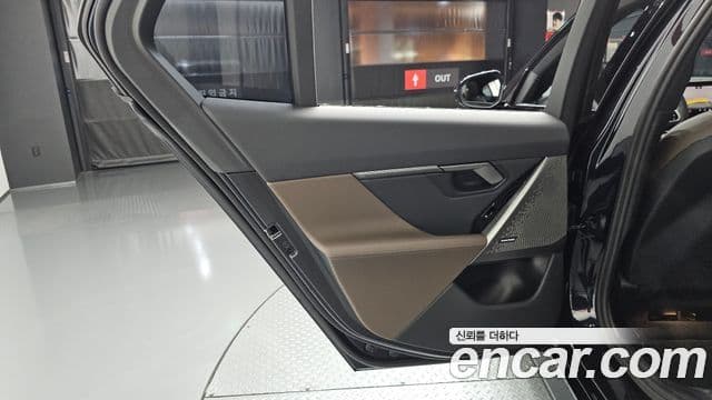 BMW 5 Series 2026 — Photo 15/33