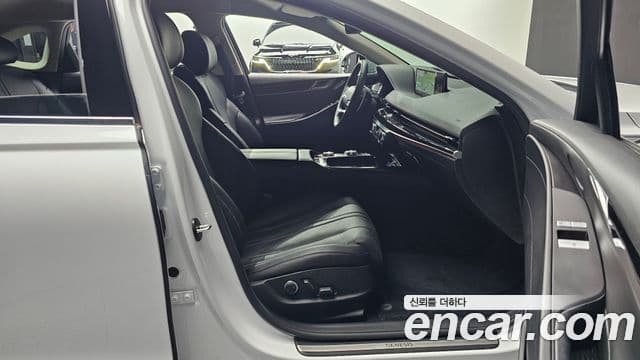 Genesis G80 2023 — Şəkil 28/31