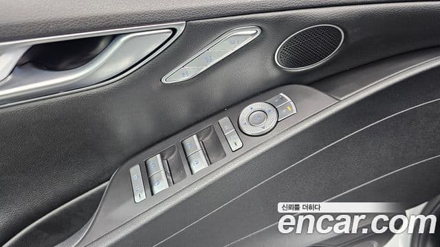 Genesis G80 2023 — Şəkil 20/31