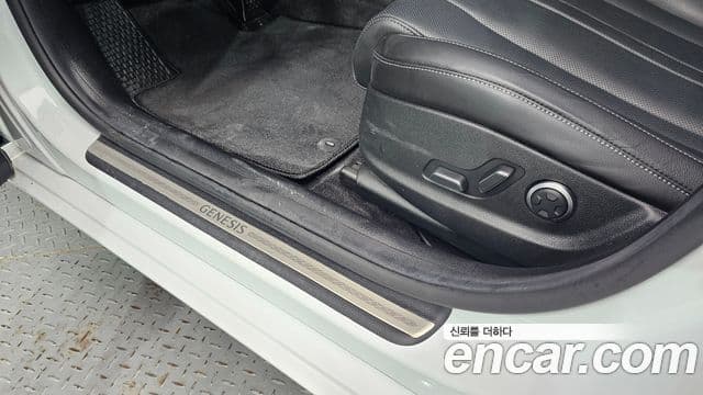 Genesis G80 2023 — Şəkil 1/31